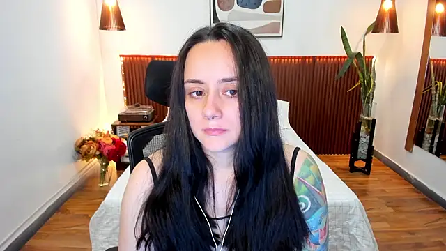 KatherineBond online show from January 31, 8:18 pm