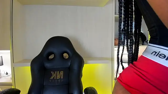 tamaraa smiith online show from October 21, 8:02 pm