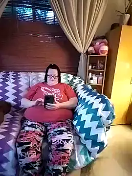 Bayou Woman68 online show from July 6, 1:00 am