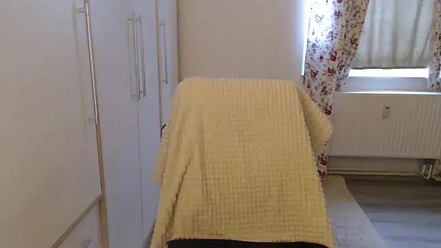 Davinja online show from January 12, 1:38 pm