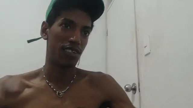 AlbertBigCock online show from February 20, 10:06 am