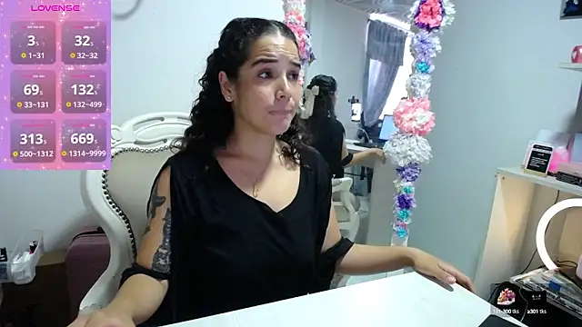 Snapshot of Nathy_Rock chatting on October 4, 9:52 pm Nathy Rock online show from October 4, 9:52 pm