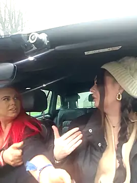 Britishbella online show from December 5, 2:51 pm