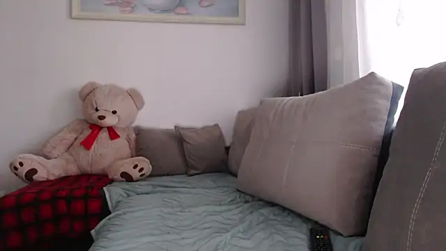  JustmeHere  online show from November 11, 8:22 am