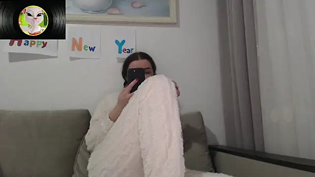  JustmeHere  online show from February 5, 9:56 am