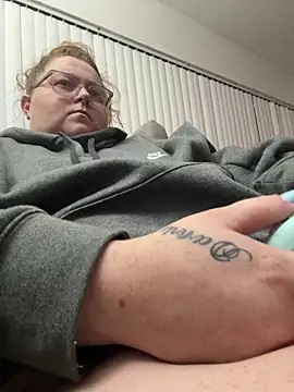 BBW2320 online show from September 21, 4:44 am