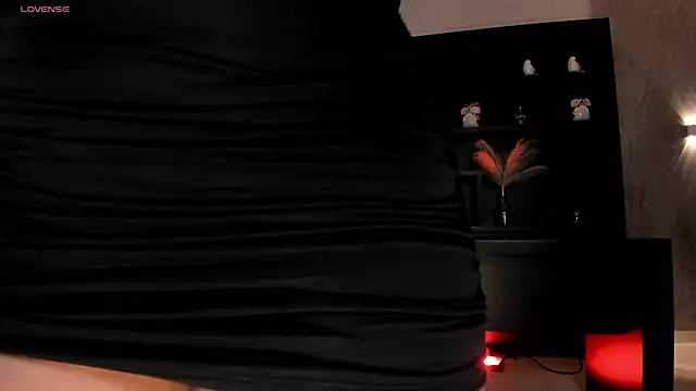 AnnaBrooks1 online show from February 10, 7:50 pm