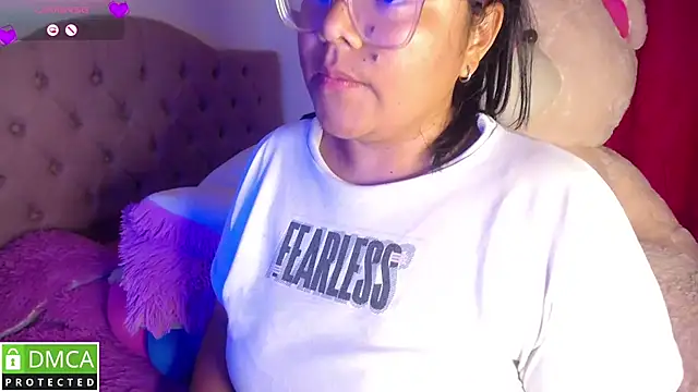 KittyHot20 online show from November 14, 11:05 pm