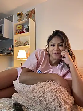 SaraParisi online show from March 2, 12:54 am