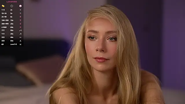 Vika54784 online show from October 25, 5:04 am