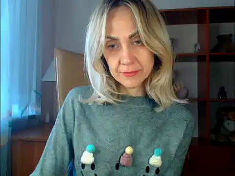 Tanya6547 online show from November 12, 11:19 am