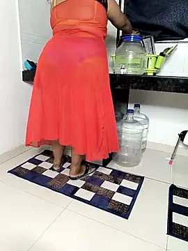 Selina 6 online show from September 26, 11:52 am