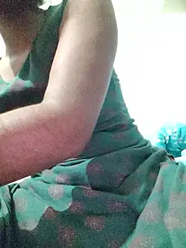 rituporna2004 online show from January 10, 3:00 am