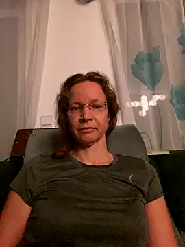 AnnikaRose online show from November 19, 6:57 am