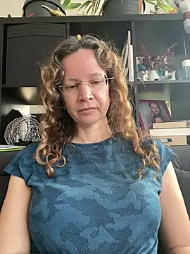 AnnikaRose online show from March 4, 7:59 am