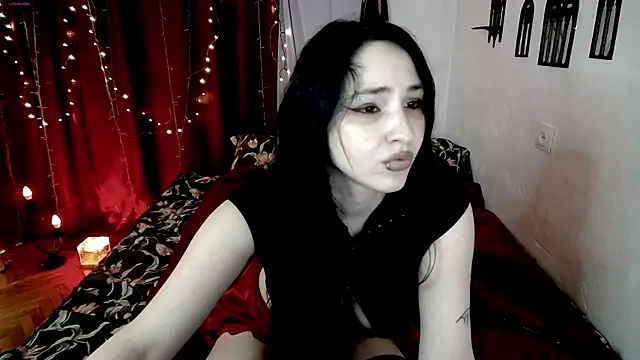 Tricky Vicky666 online show from May 4, 11:40 pm