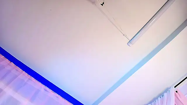 liccy hall online show from April 13, 12:17 pm