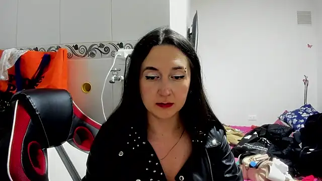 Sweet-Suck69 online show from May 30, 7:17 am
