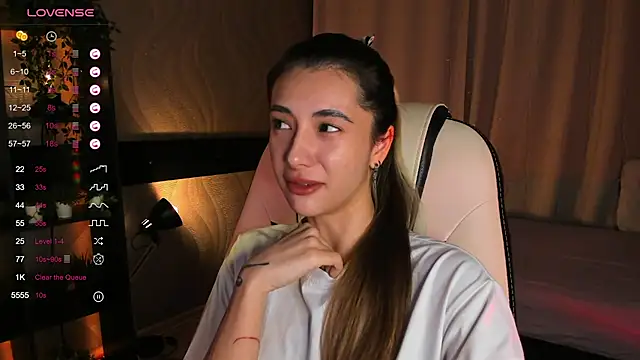 DarlaLike online show from November 4, 4:06 am