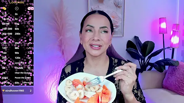 veronika naughty online show from January 17, 3:30 pm