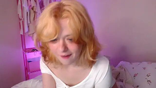 KatieMelone online show from November 2, 4:05 am