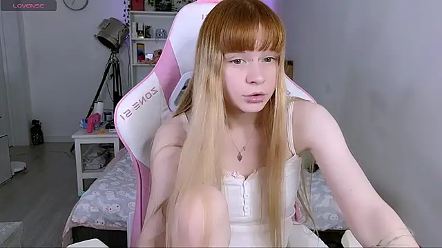 Milia Parker online show from September 30, 10:58 pm