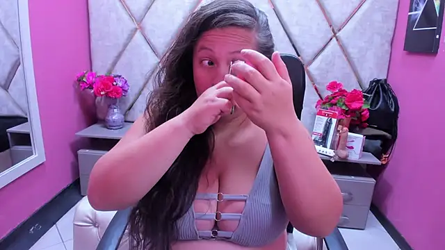 SaraThomso online show from November 27, 2:09 pm