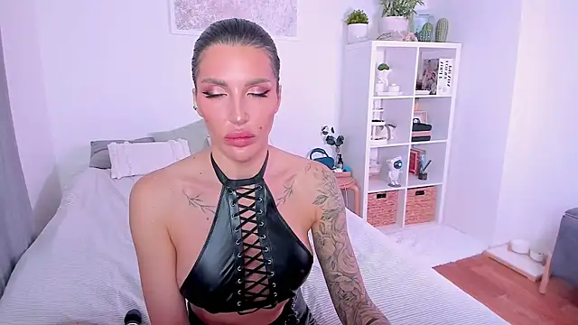 Sasha Miro online show from March 15, 1:40 am