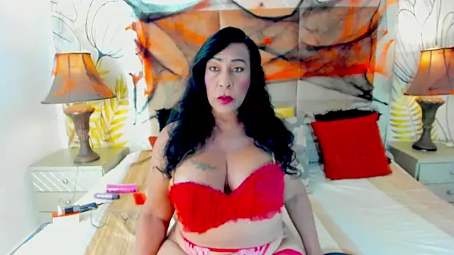 Snapshot of Lustfultshot chatting on October 22, 2:49 am Lustfultshot online show from October 22, 2:49 am