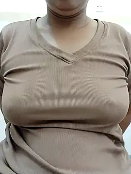 Lanyingxin18 online show from December 17, 6:39 am