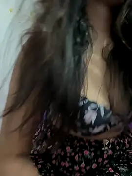 Angel Zaara online show from September 24, 4:22 am