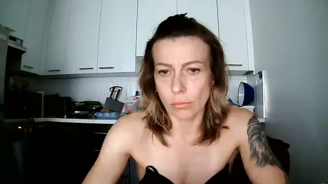 anechka1 online show from June 30, 4:39 pm