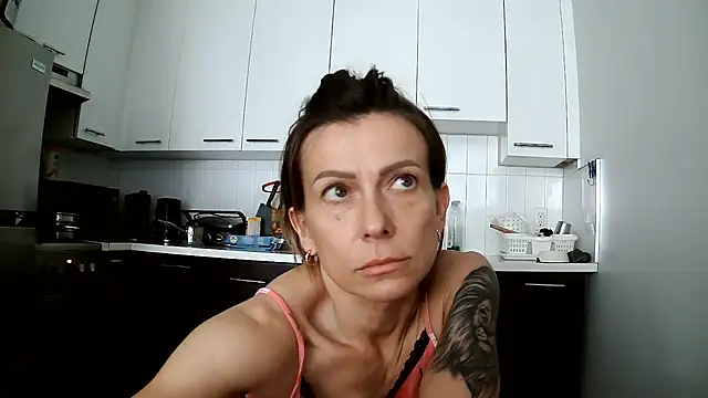 anechka1 online show from June 25, 8:21 pm