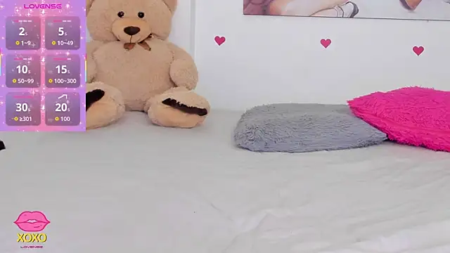 dulce kim online show from October 15, 7:27 pm