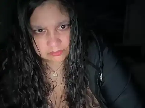 MelanieFawker online show from February 13, 8:05 am