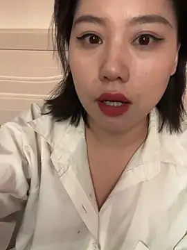 Eliza-E online show from February 25, 6:56 am