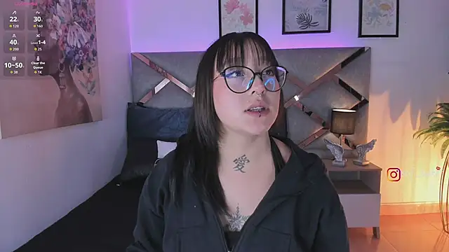 sofi bakerr online show from May 28, 11:41 am