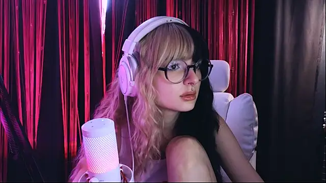 Avi Nile online show from February 22, 3:40 am