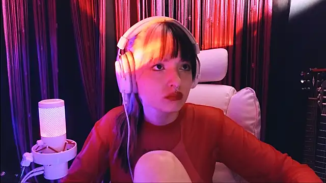 Avi Nile online show from December 16, 8:58 pm