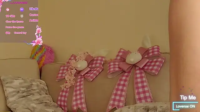 Milky flexy cat online show from June 1, 1:57 pm