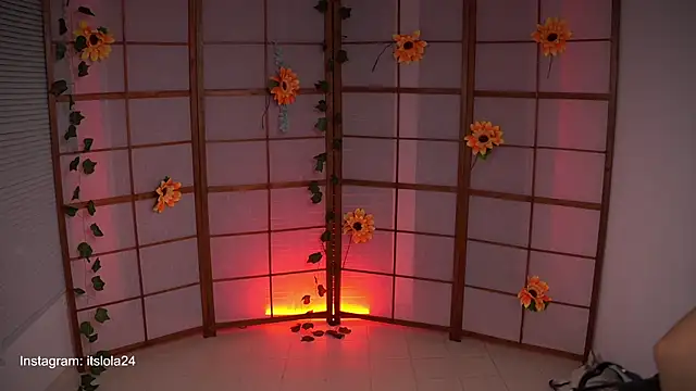 Snapshot of its_lola24 chatting on September 20, 10:41 pm its lola24 online show from September 20, 10:41 pm