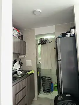 dakota le online show from April 4, 3:22 pm