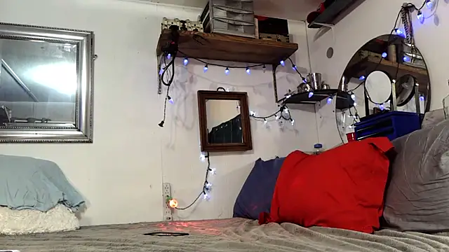 Genevieve143 online show from March 9, 3:53 am