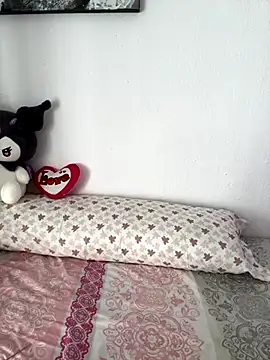 AliceJovovich online show from November 10, 8:31 am