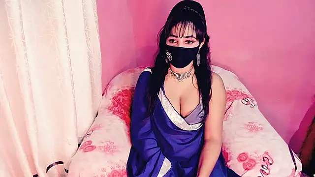 Sweetie Fox XXX online show from May 31, 5:41 pm