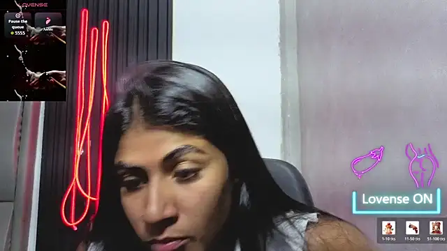Rubi boobs  online show from May 31, 12:27 am