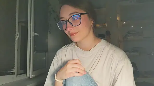 Snapshot of monlight__dana chatting on October 29, 5:48 pm monlight  dana online show from October 29, 5:48 pm