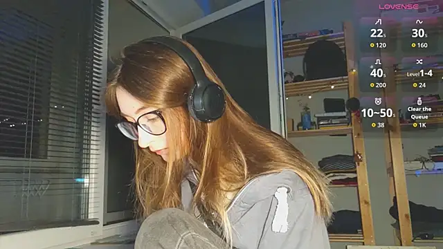 Snapshot of monlight__dana chatting on September 14, 7:23 pm monlight  dana online show from September 14, 7:23 pm