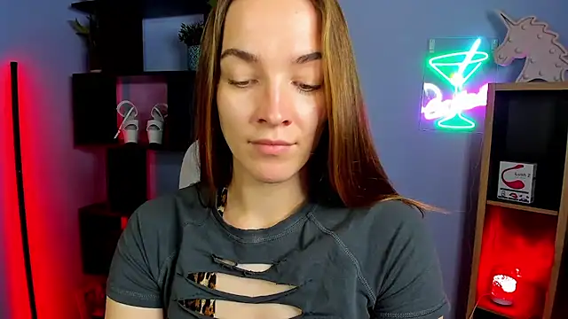 Snapshot of kenzie_x chatting on October 16, 7:00 am kenzie x online show from October 16, 7:00 am