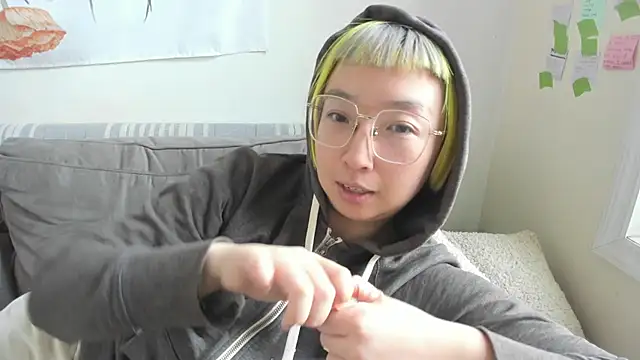 luxgray online show from March 21, 8:58 pm